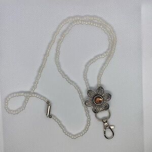 Flower lanyard